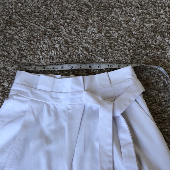 Zara White Shorts with Attached Side Belt Sz S - Picture 9 of 12